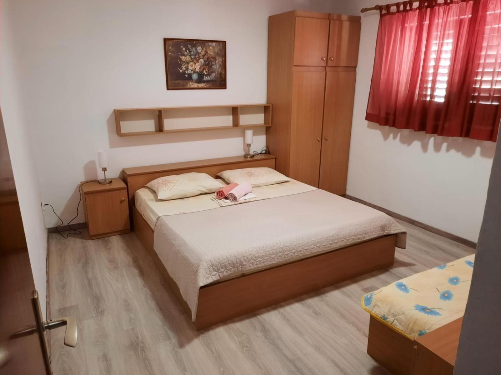 Apartmani R&B Radalj Макарска Стая снимка